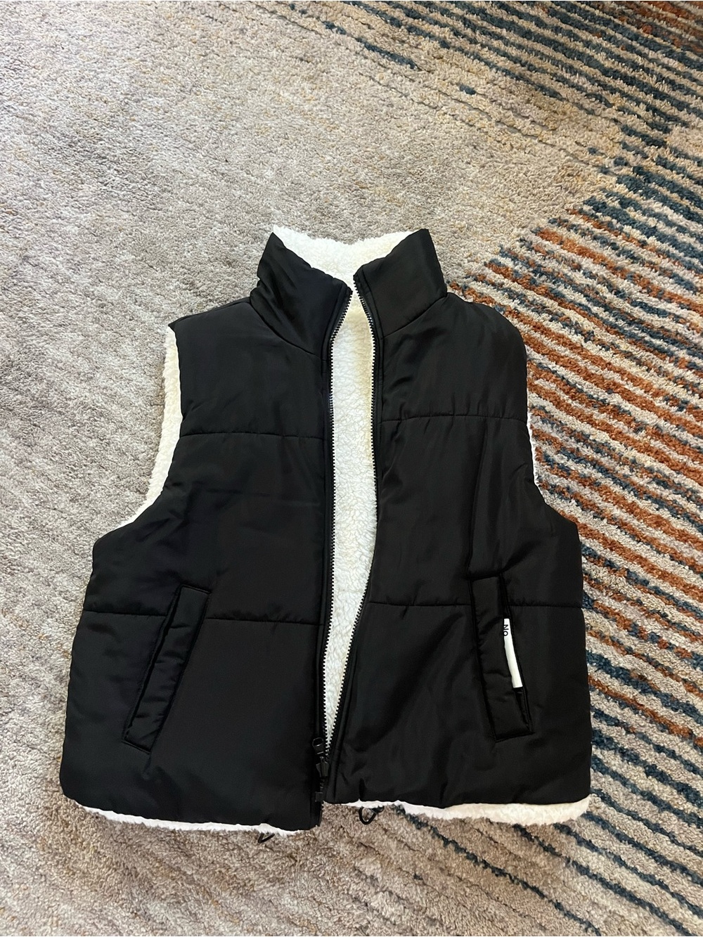 Black Sherpa-Lined Puffer Vest Size Small